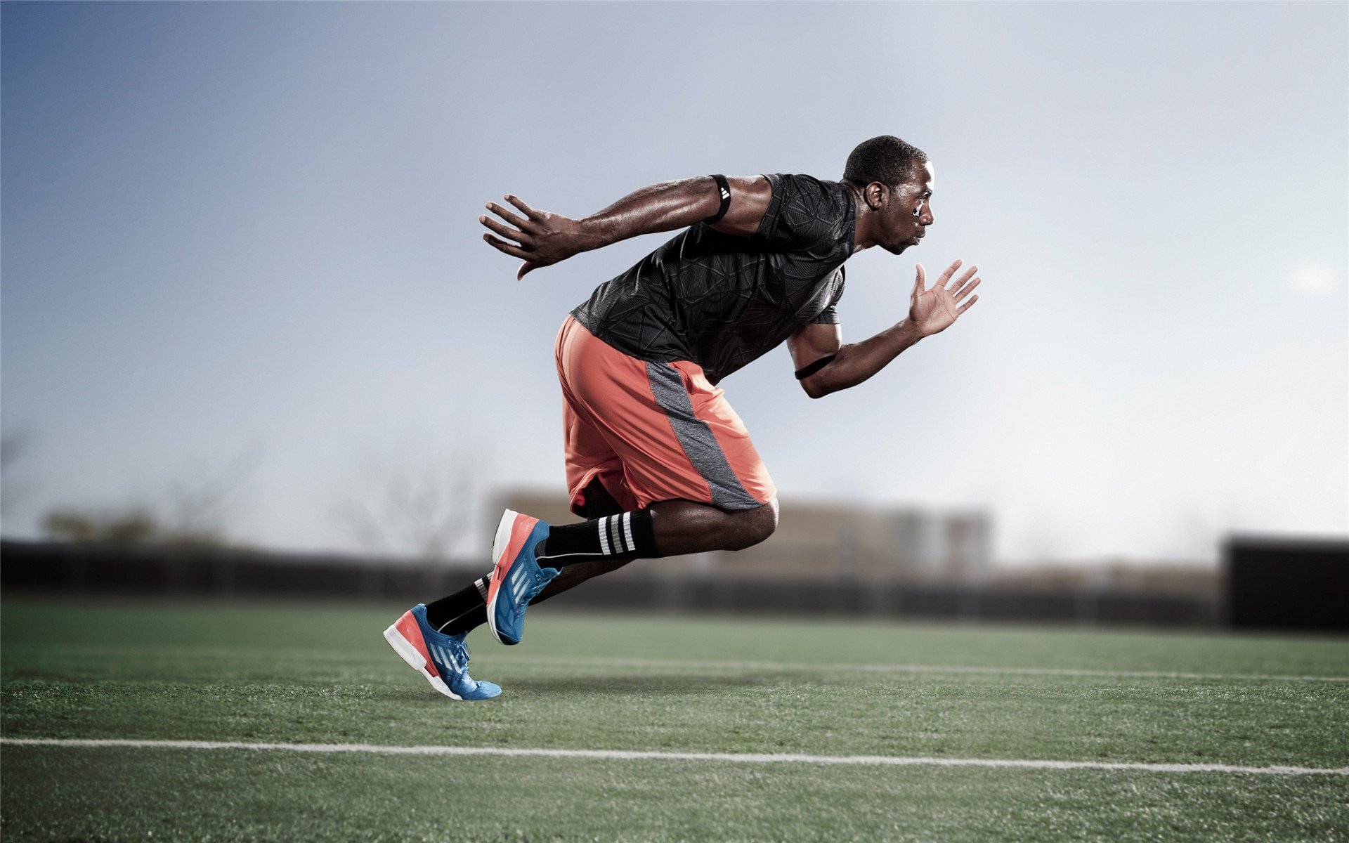 莱万爆发,南非连续得分压制土耳其,绿茵场上的权力转移与文明隐喻