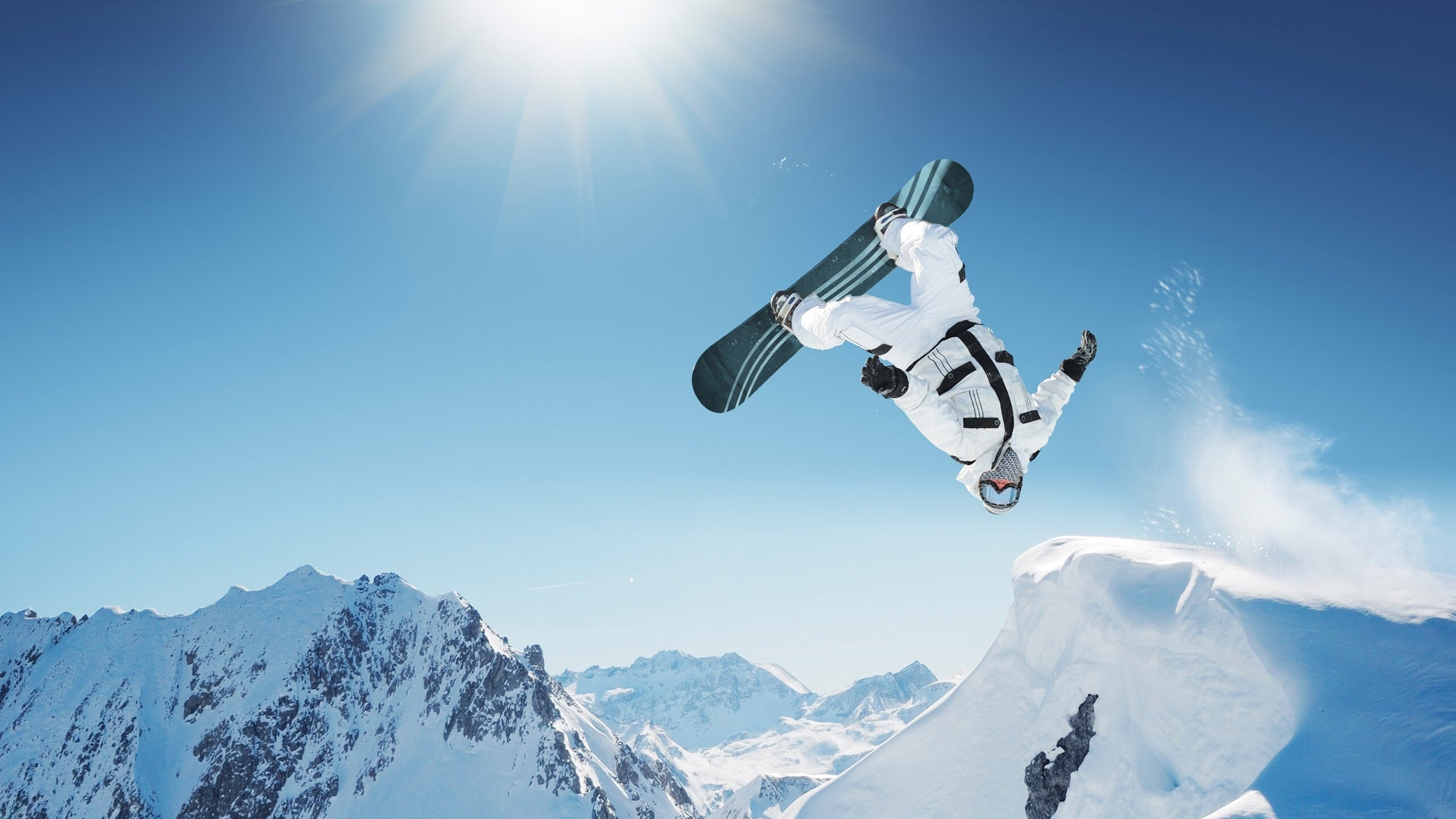 开云体育APP下载-骑士鏖战快船，布伦森成为关键先生，当孤星照亮铁血战场